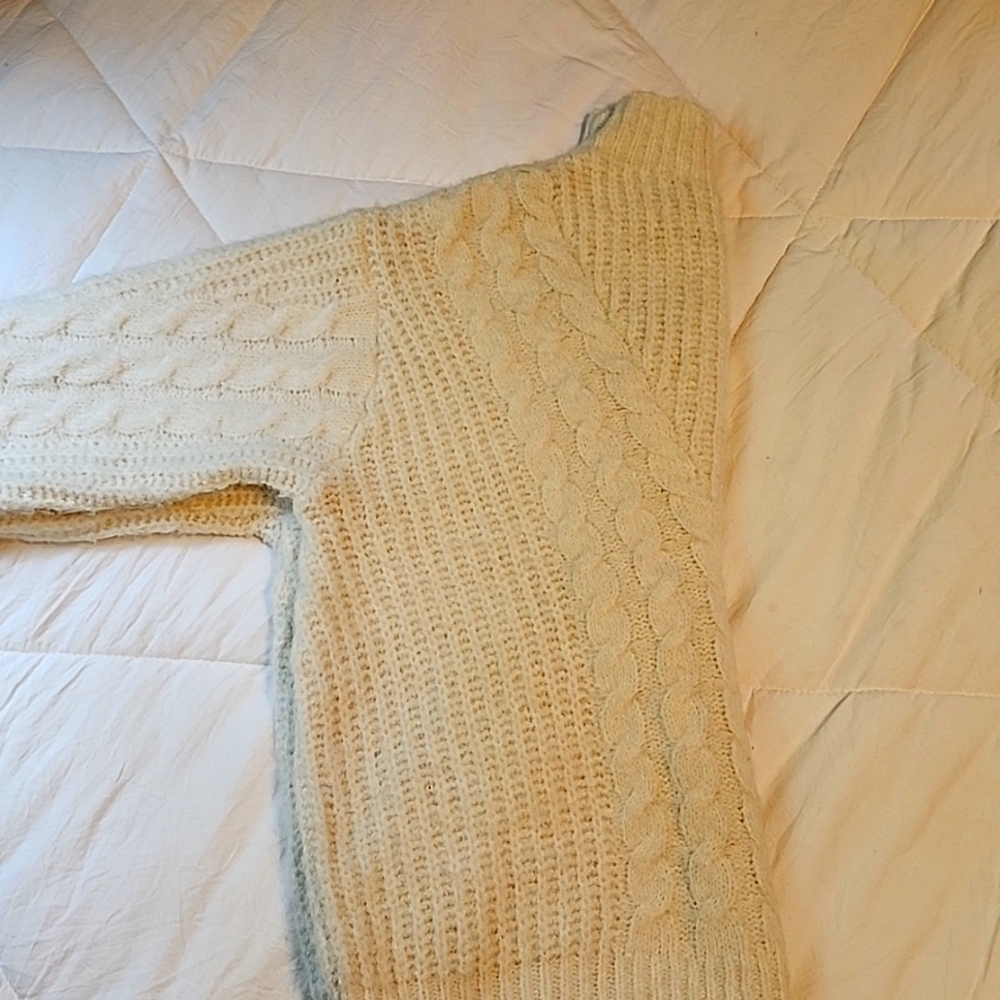 White Universal Thread Cable Knit sweater